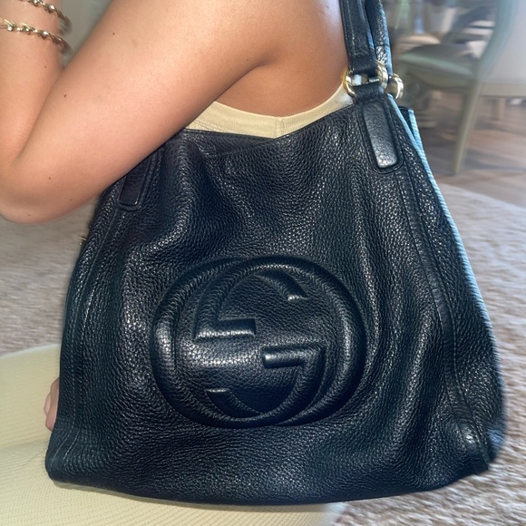 Black Gucci tote bag with gold hardware - Picture 8 of 15